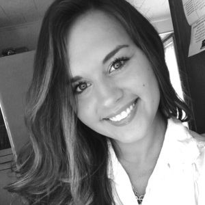 Meet your Posher ❤️👠👙👗👖👚